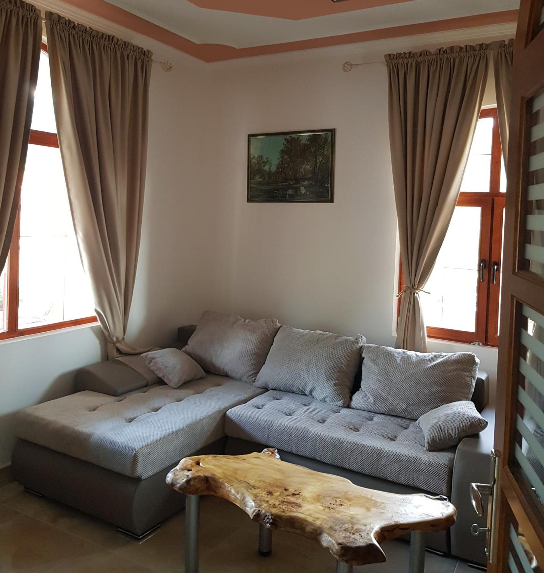 Knez Apartmani Senje Kamer foto