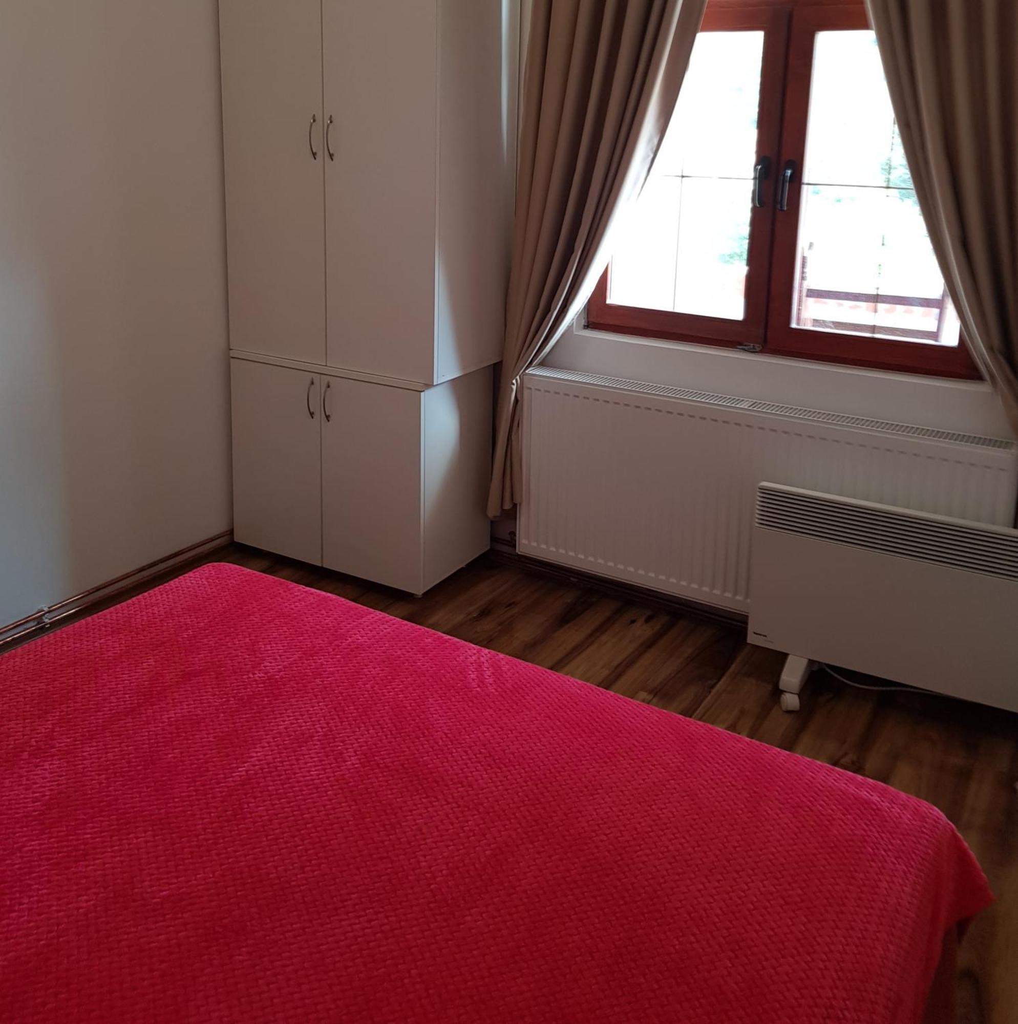 Knez Apartmani Senje Kamer foto