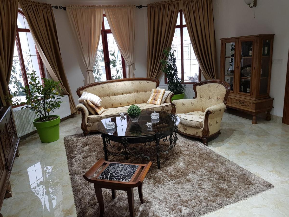 Knez Apartmani Senje Buitenkant foto